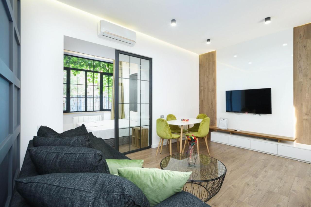Stay Inn-Apartments On Abovyan 32 Yerevan Luaran gambar